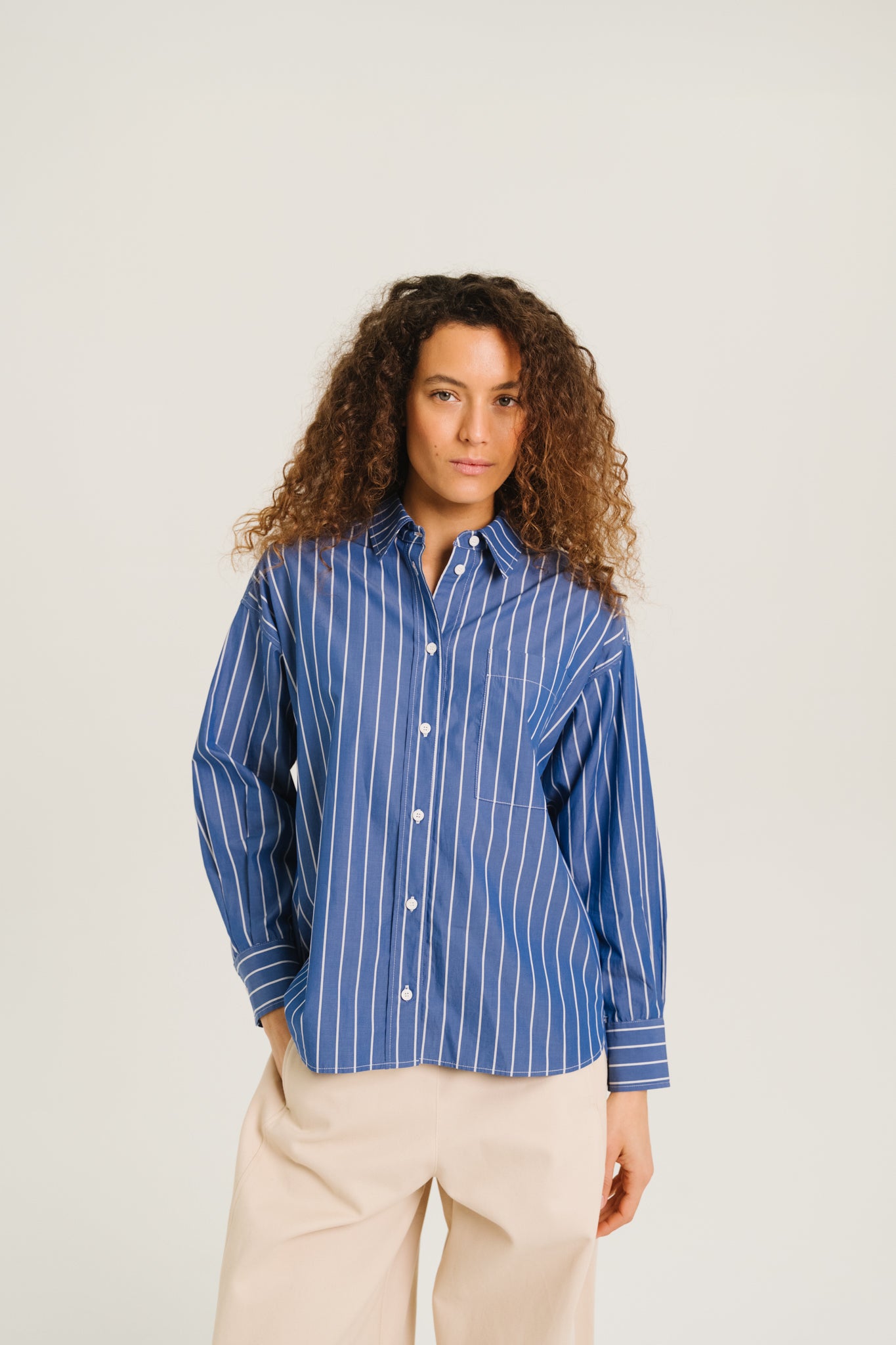 CHEMISE LALIE - ENGLAND