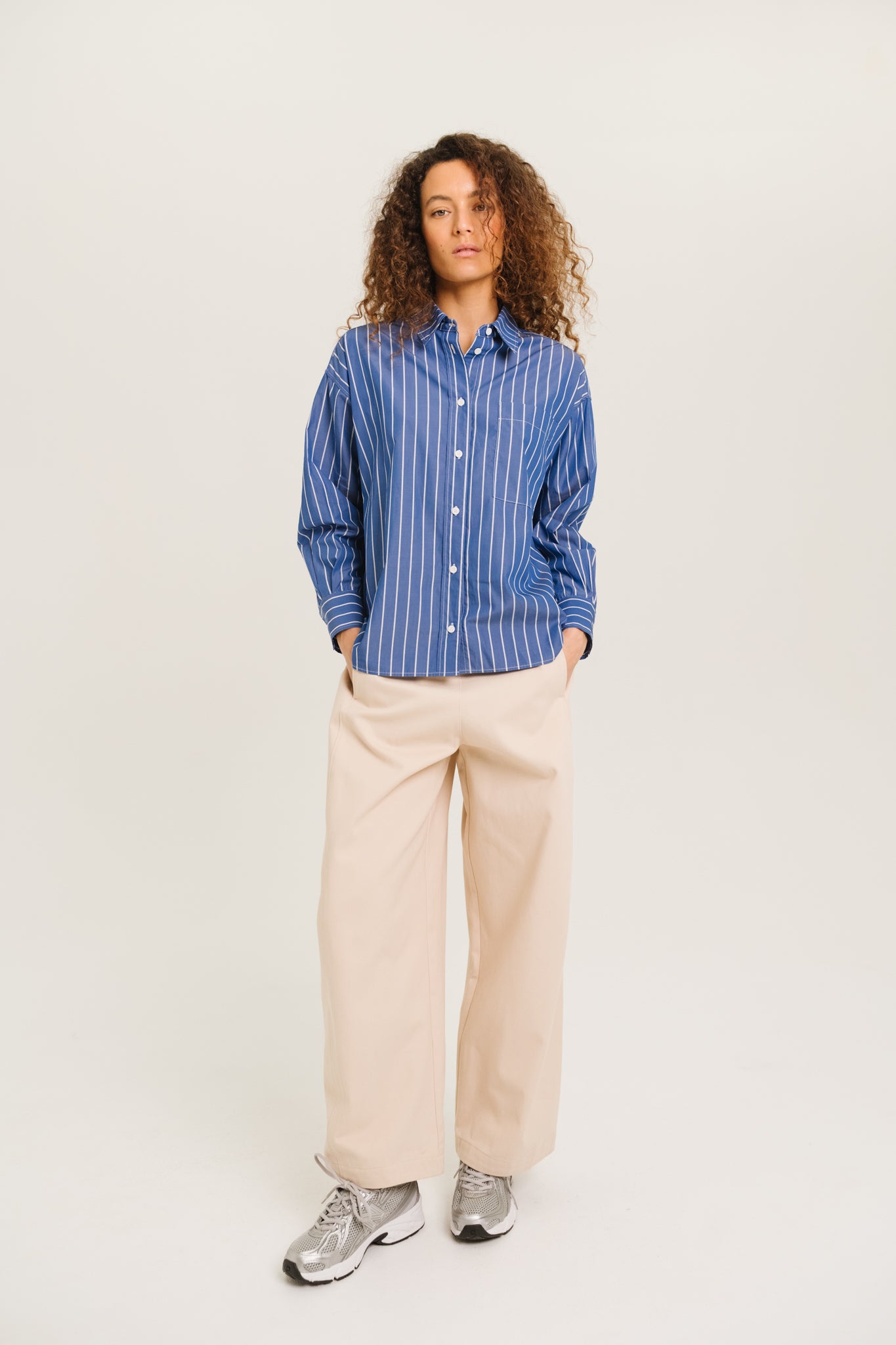 CHEMISE LALIE - ENGLAND