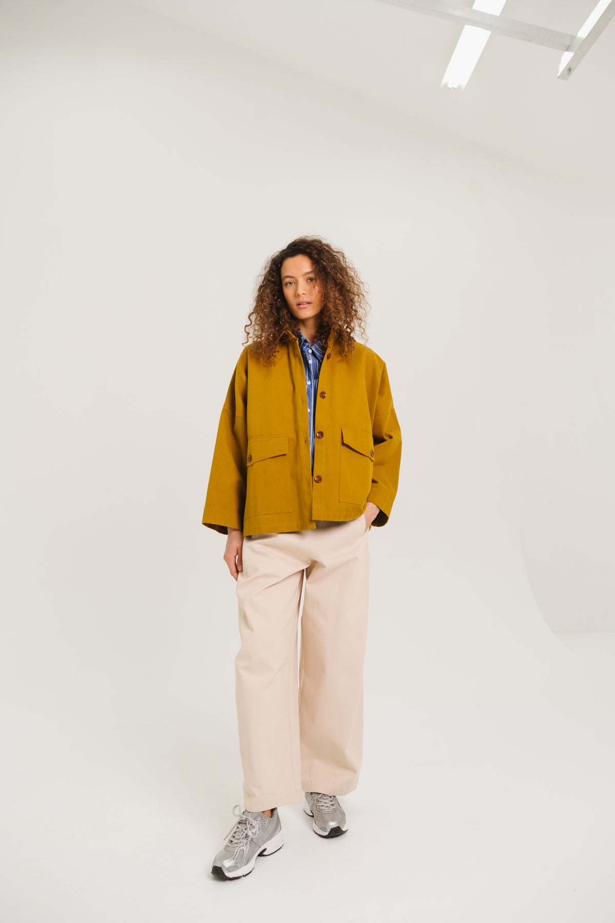 VESTE ROMANE - CURCUMA