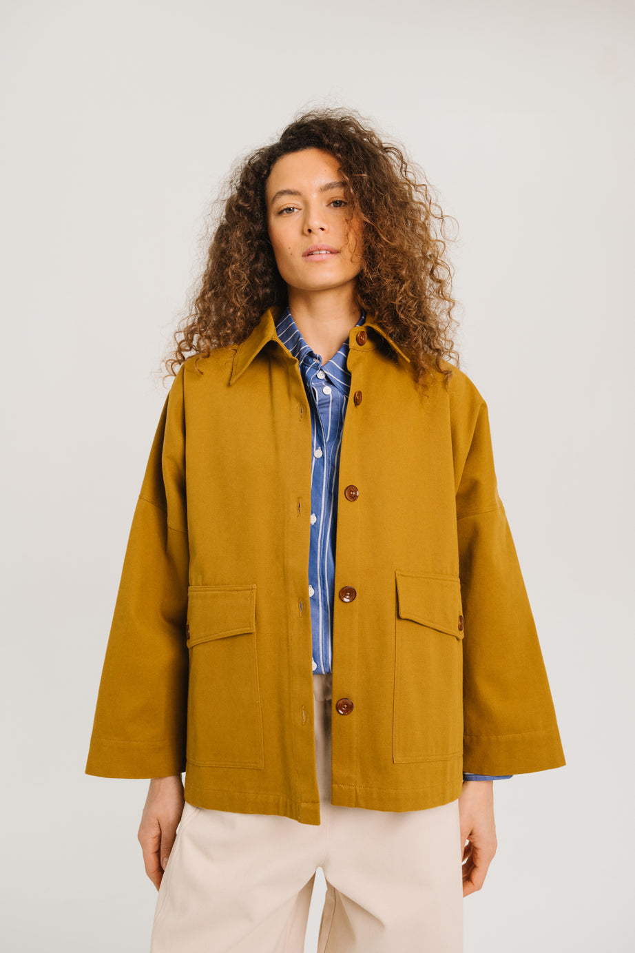 VESTE ROMANE - CURCUMA
