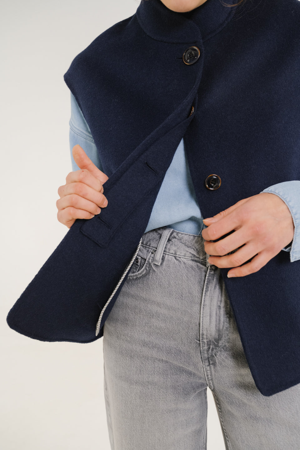 MIREIA - NAVY