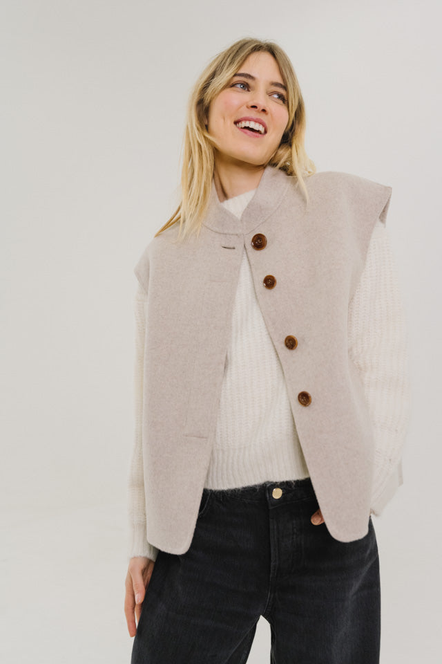 MIREIA - LIGHT