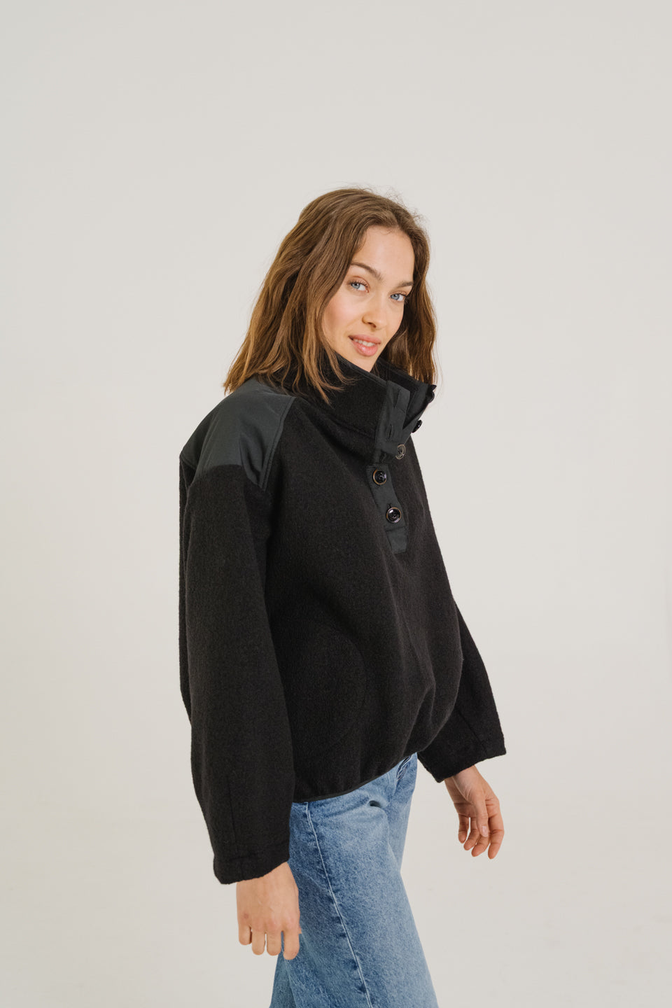 JAYA - BLACK